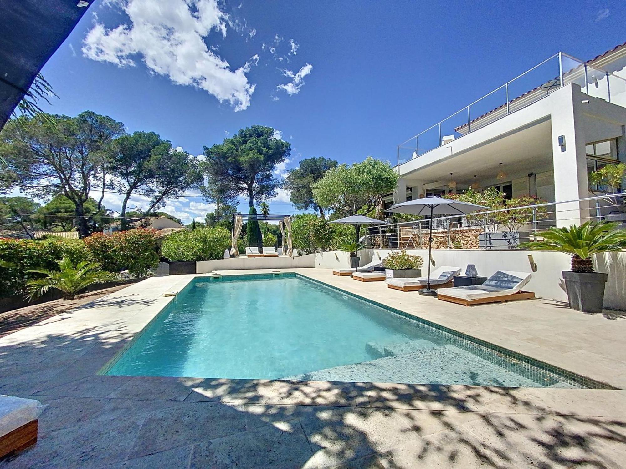 "Les Alizes" Cote Jardin Proche Bord De Mer Saint-Raphaël المظهر الخارجي الصورة